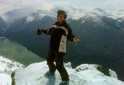 I love skiing above Cheakamus Lake !