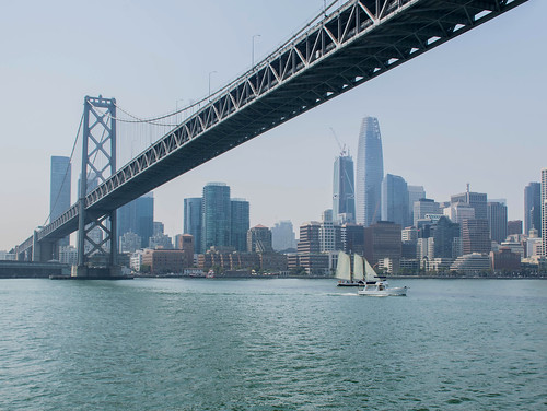 The Bay Bridge on a rare hot weekend | by Leticia Roncero