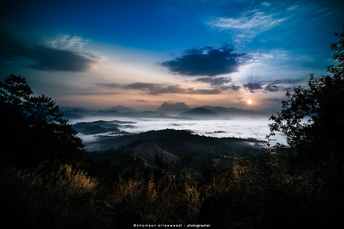 Sea of mist and The Sunrise