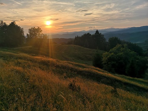 Sunset over the mountains (explored)