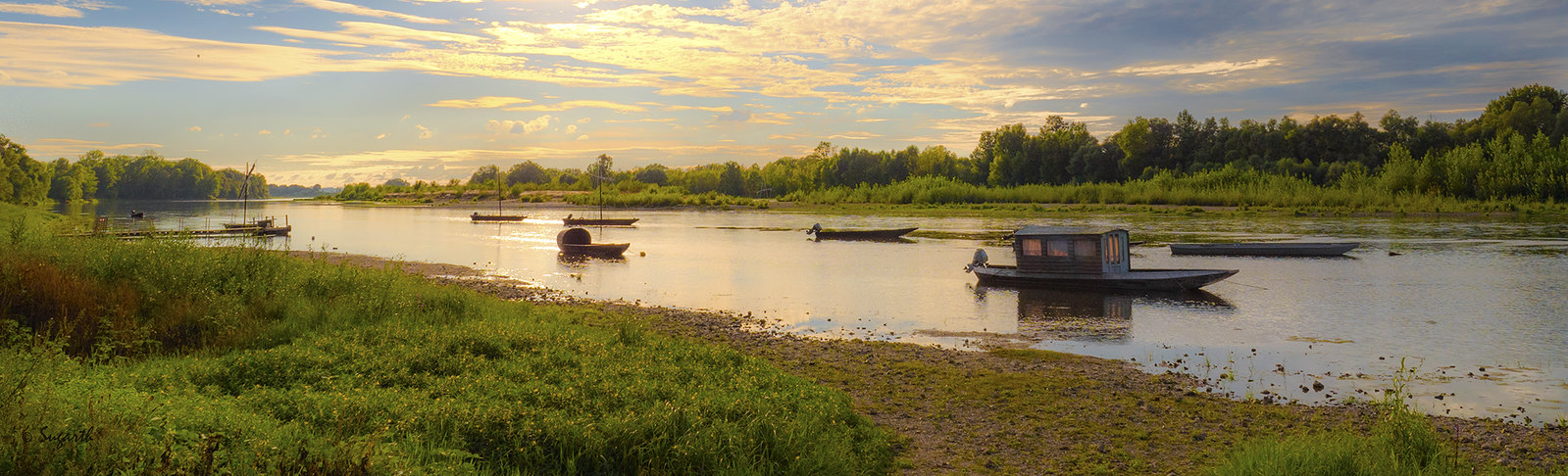 Loire river mood