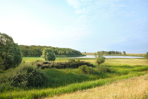 Trekking on the Amarmino on a sunny day