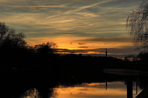 Abend an der Spree