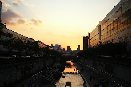 Sunset in Dongdaemun, Seoul